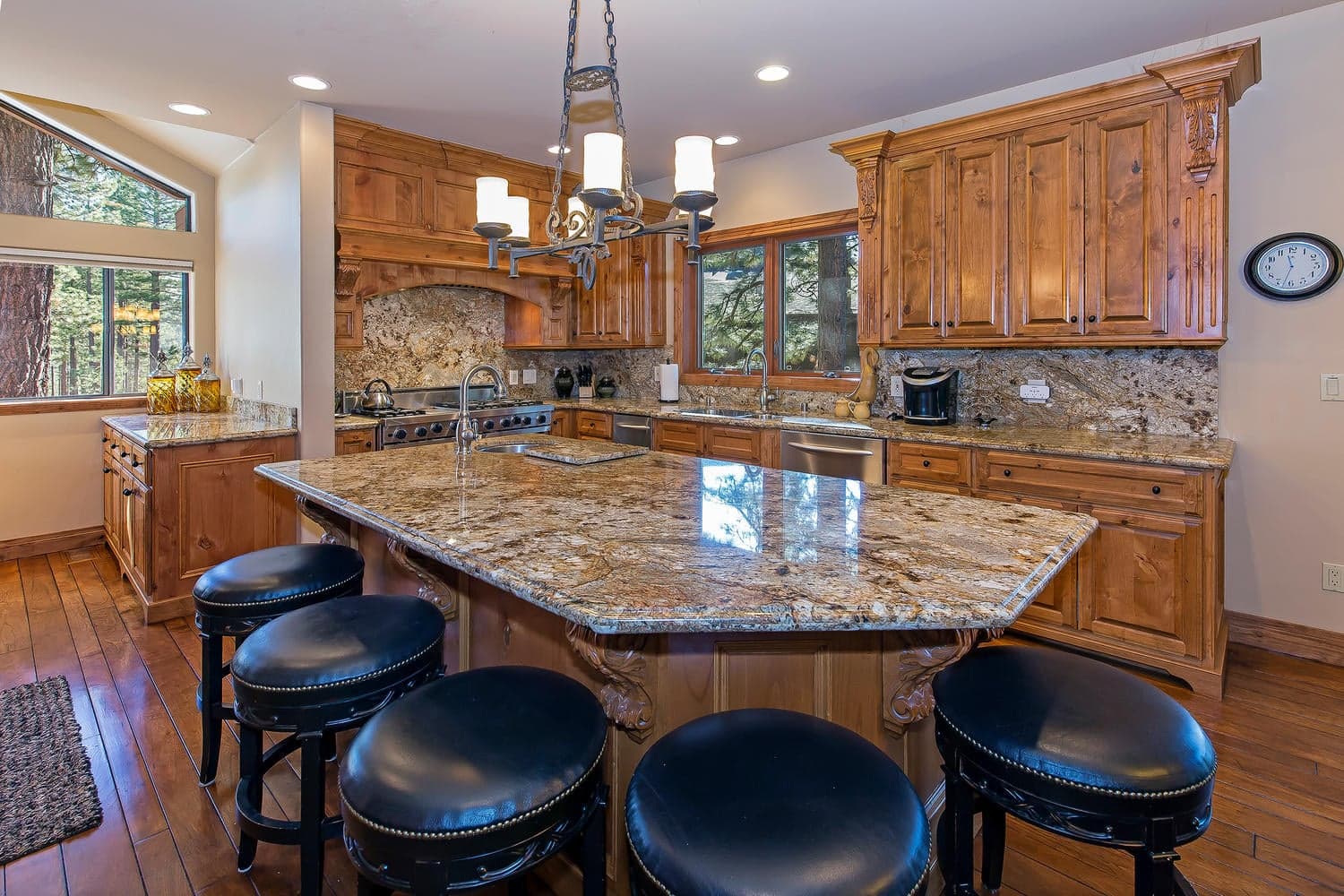 Lariat House - Image 8