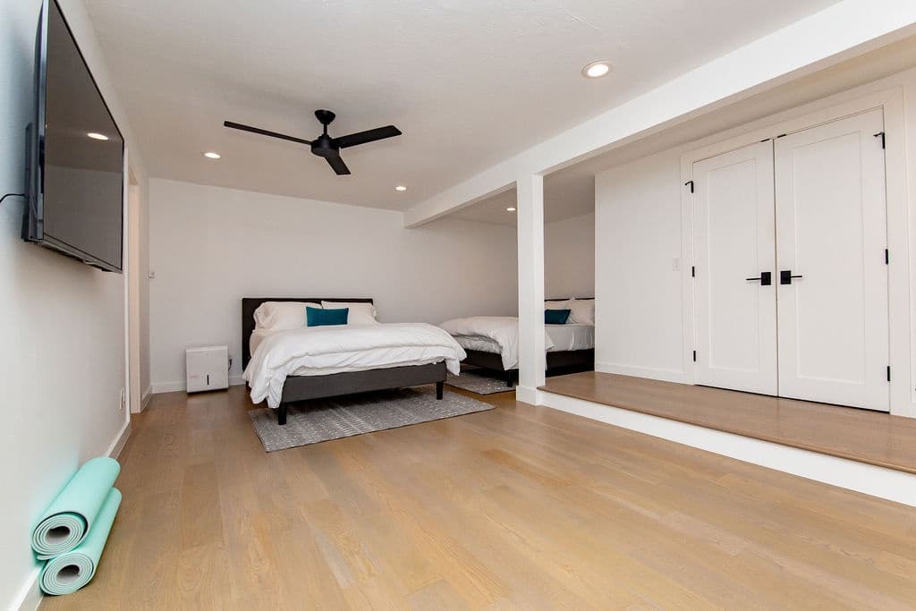 Westlake Hills Designer House - Image 31