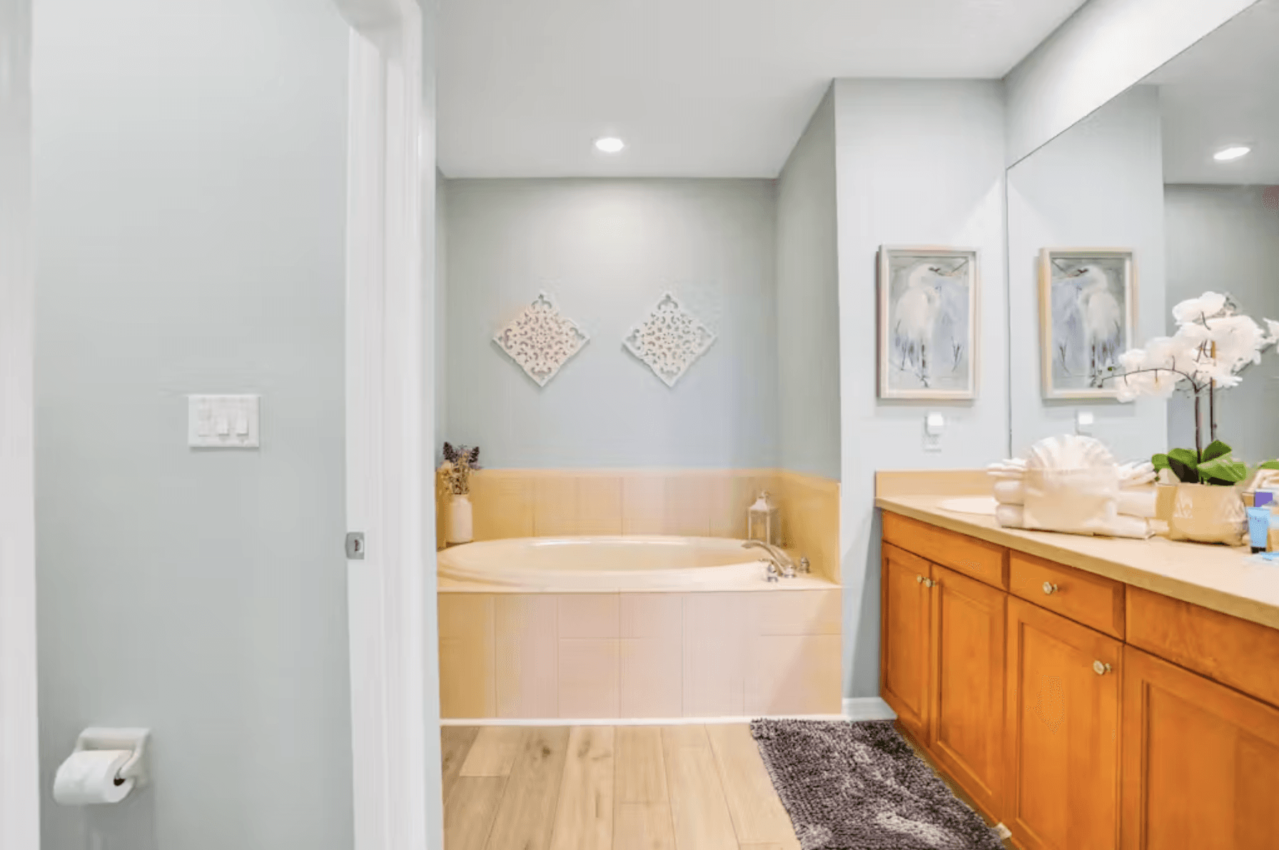 Harborview Grande Residence - Image 18