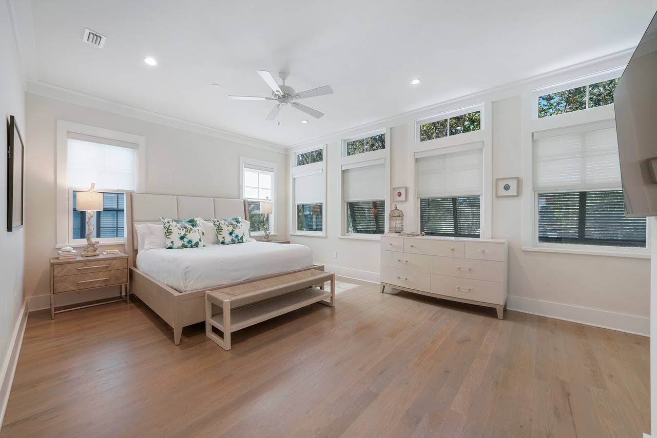 On the Lawn Villa - Image 21