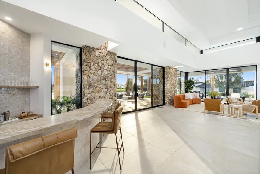 Bravo Beach House - Image 11