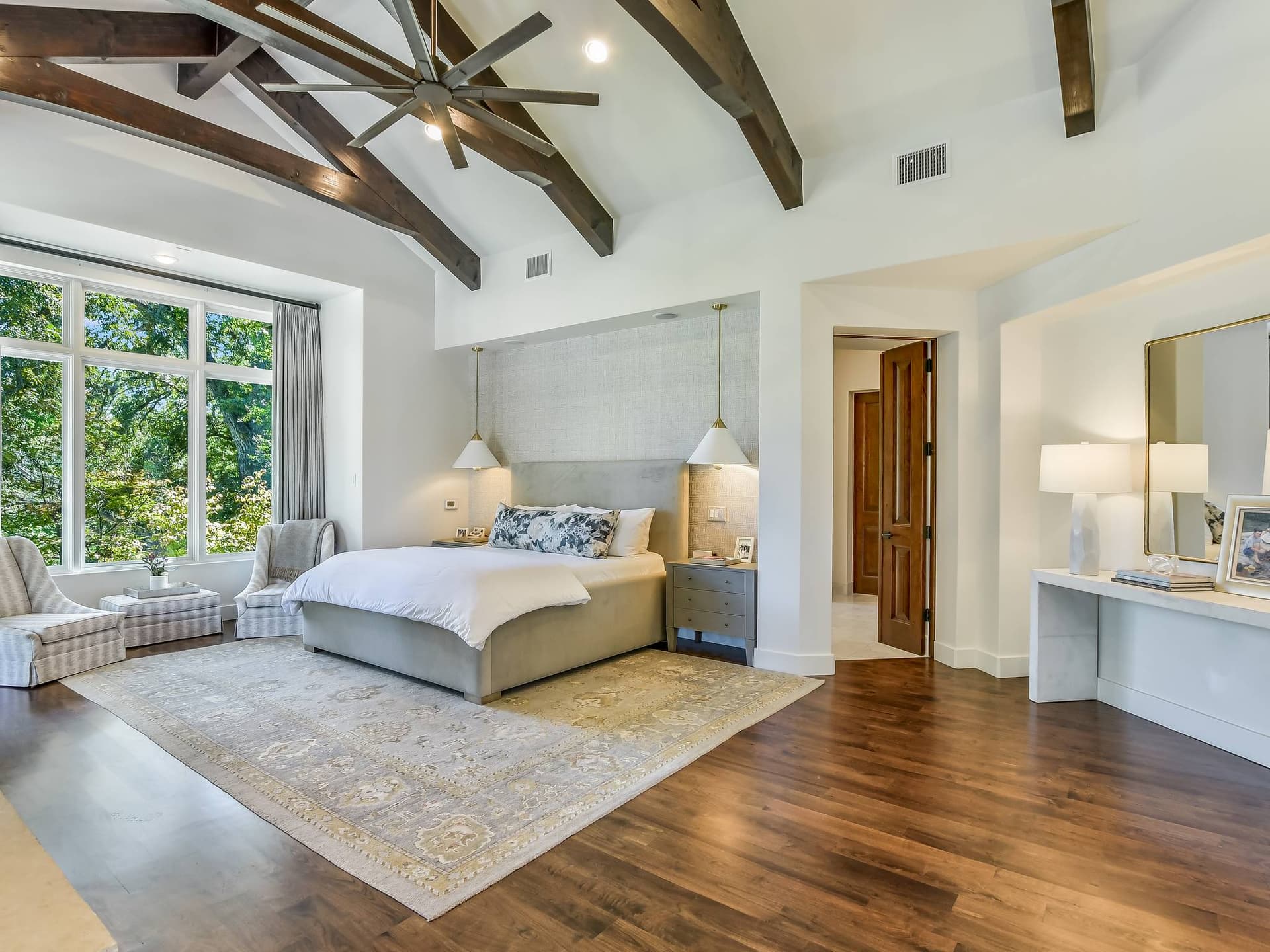 Sapphire on Lake Austin - Image 40