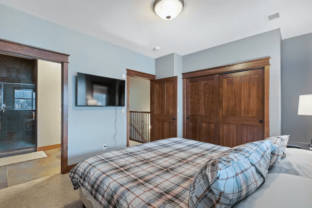 Fabulous Riverstone Retreat - Image 11