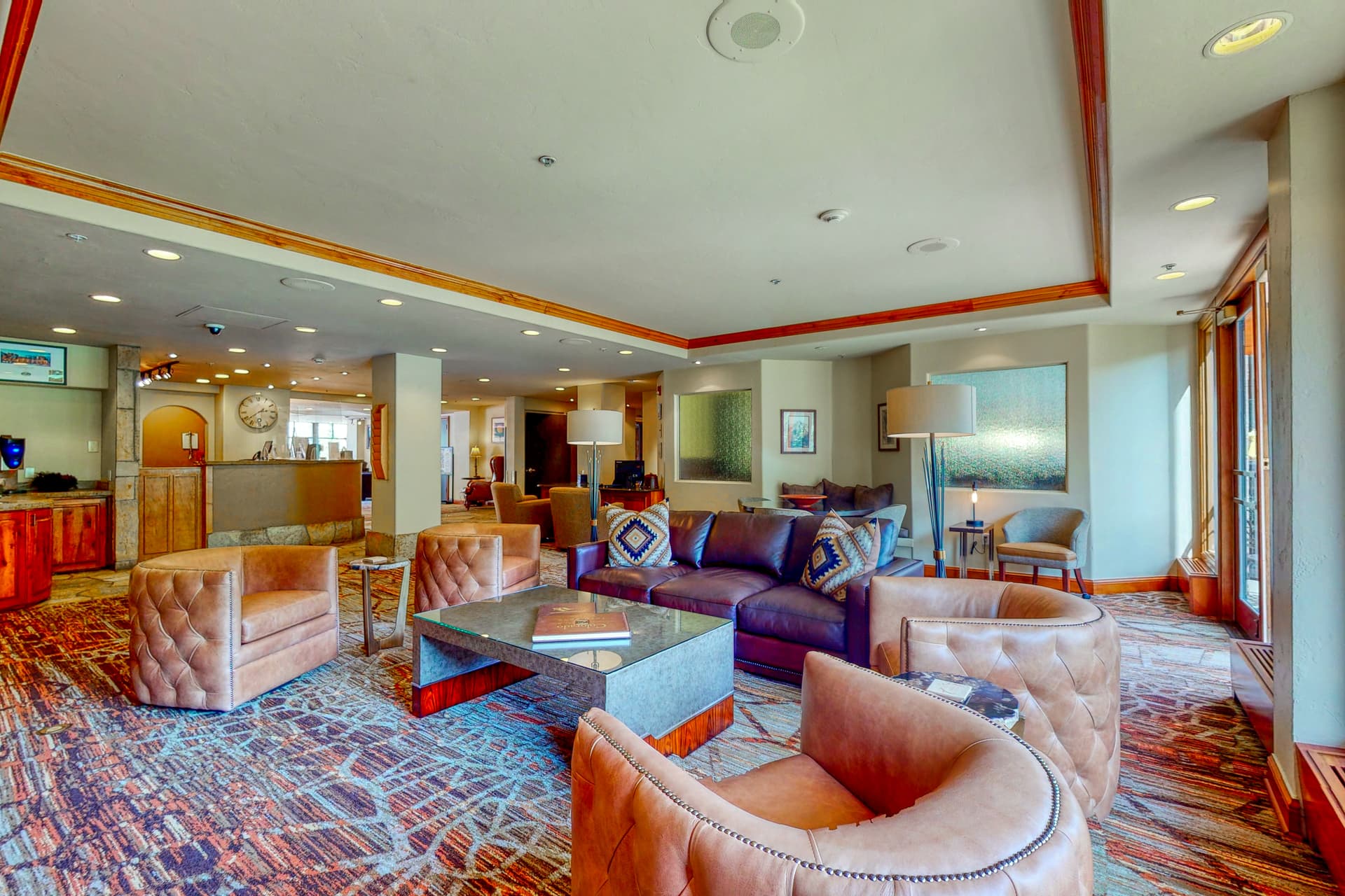 Lion Square East #215 - Image 19