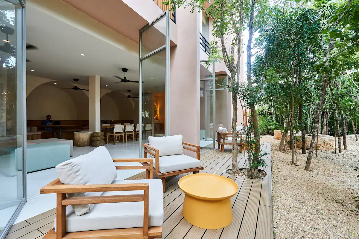 Aflora Residence 221 - Image 5