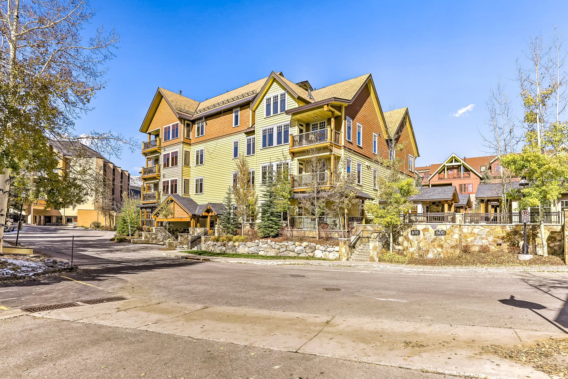 Water 6208 Home - Image 23