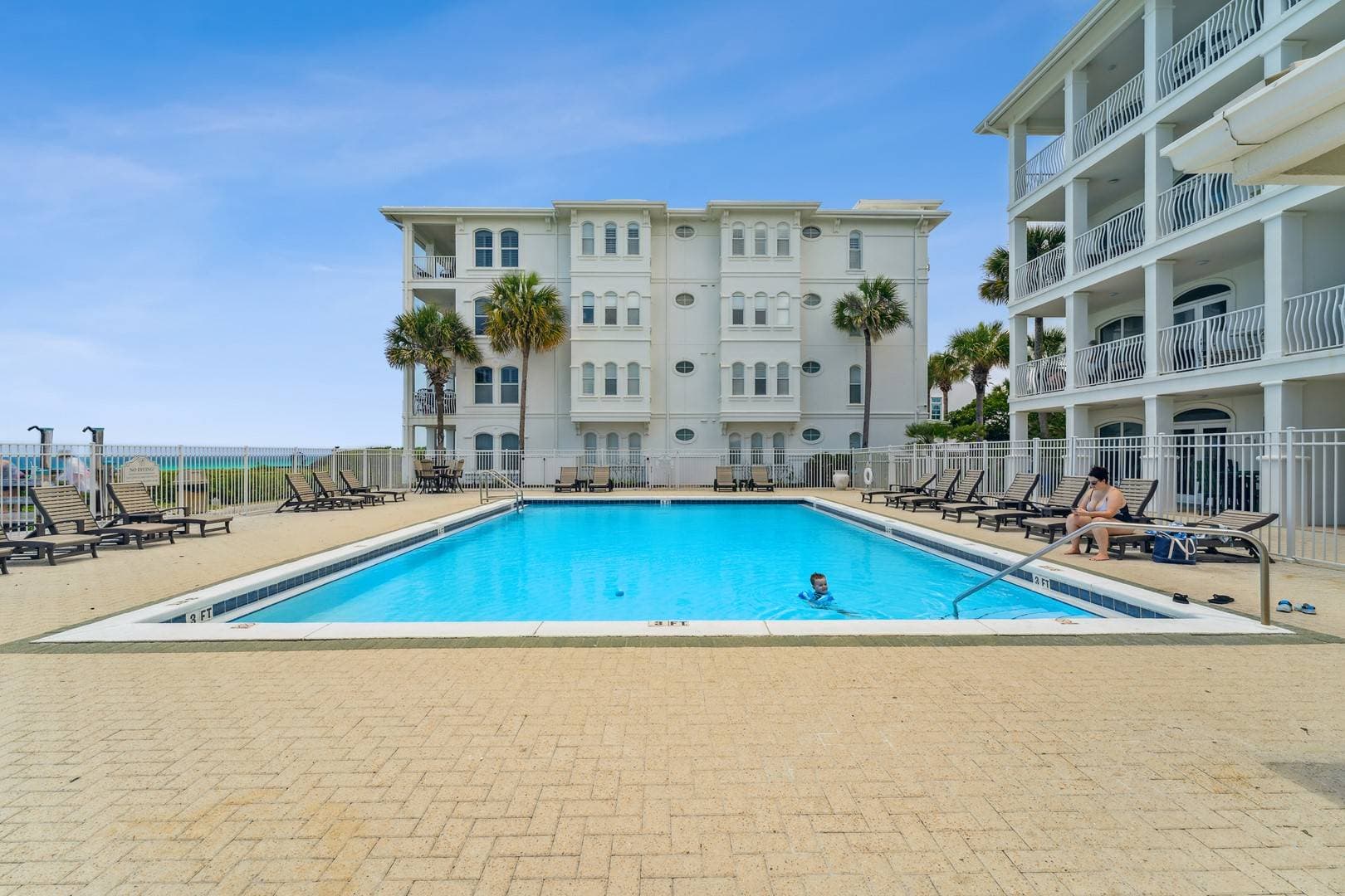 Sunset Beach Villa - Image 2