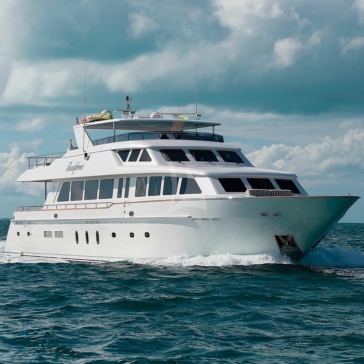 Beachfront Yacht