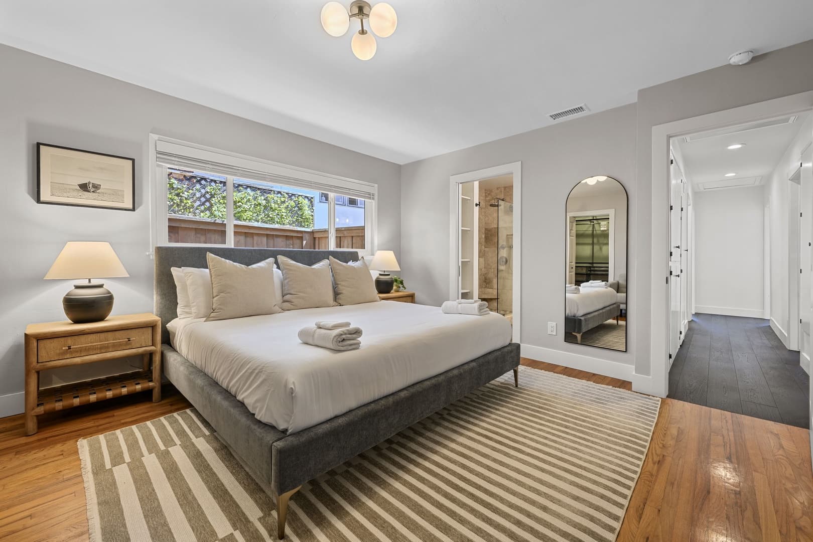 Pacific Beach Retreat - Image 18