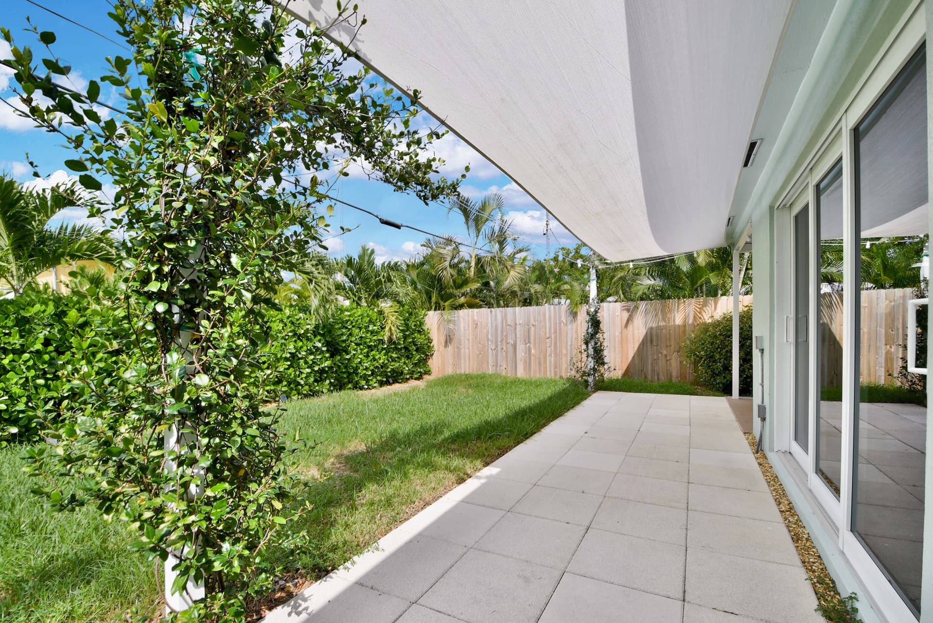North Lake Worth Home  - Image 40