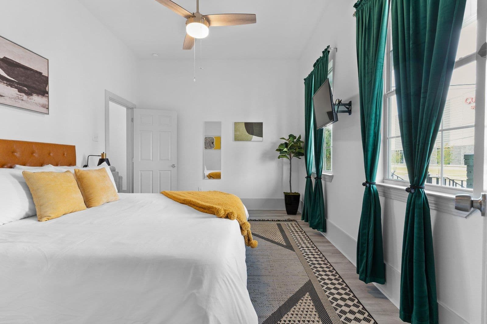 House of Vibes - Image 11