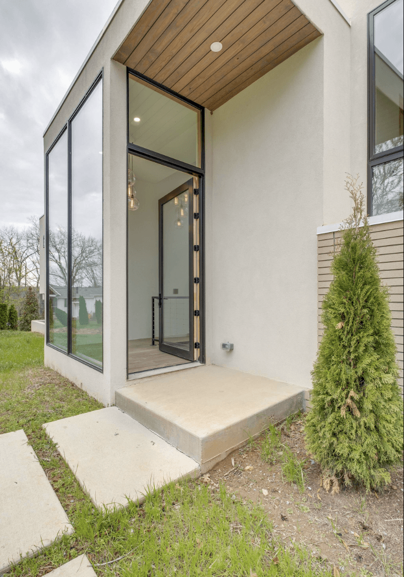 Nashville Lakeside Modern - Image 3