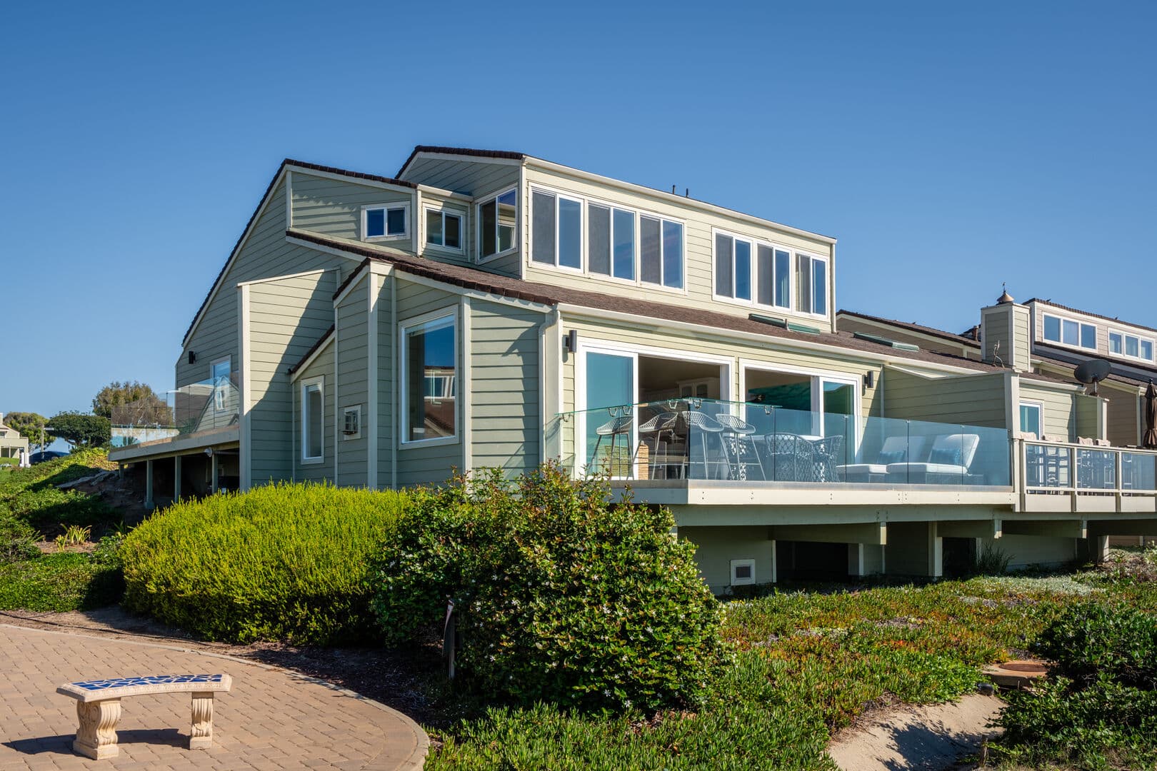 Seabluffe Escape - Image 34