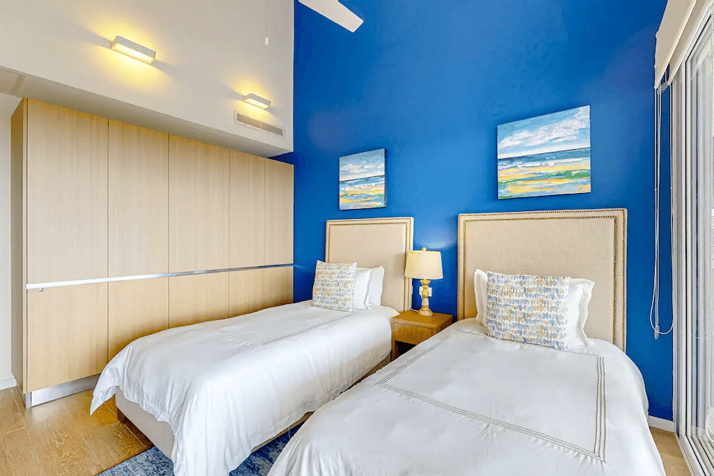 Blue House 305 - Image 15