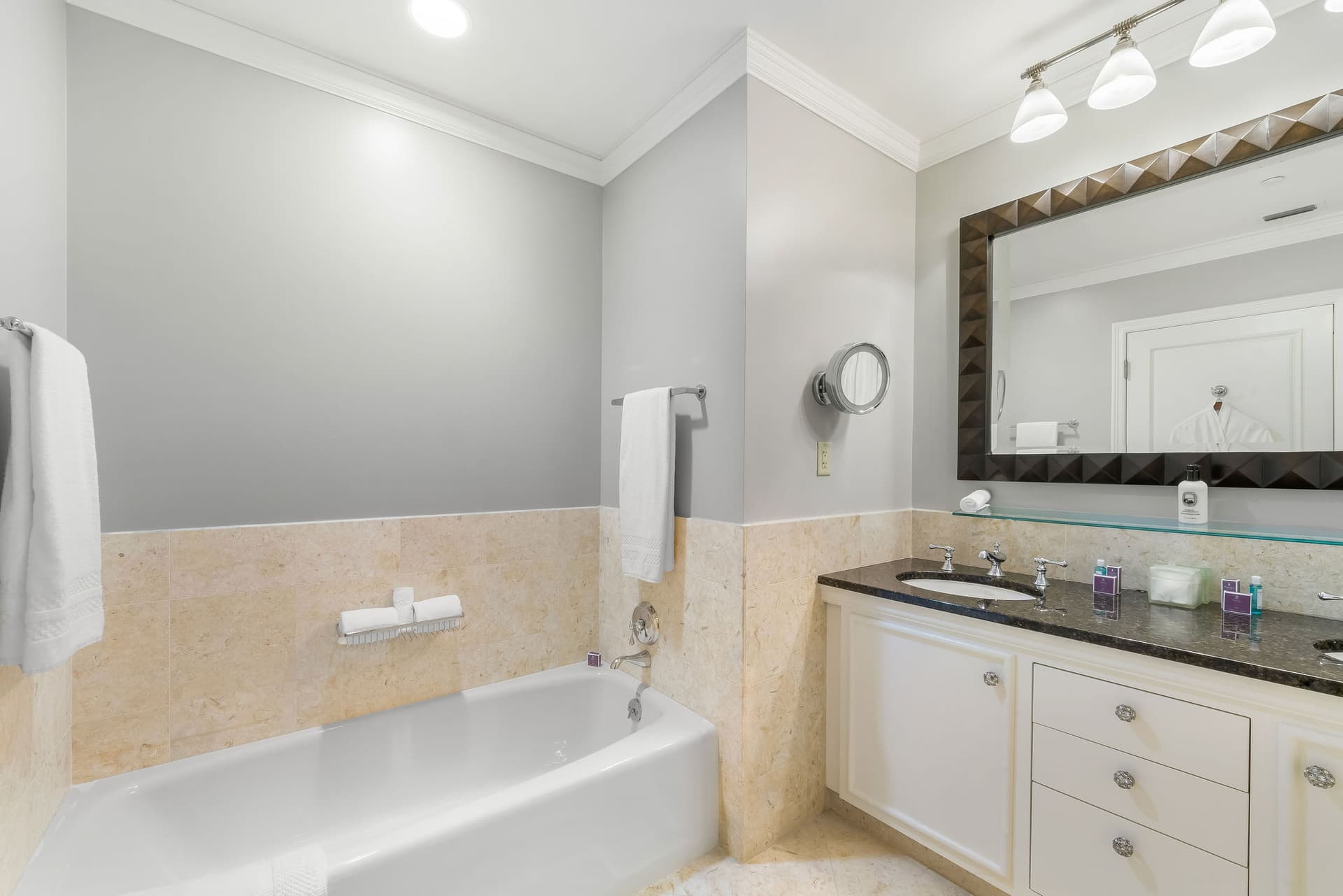 Ritz-Carlton Residence #408 - Image 6