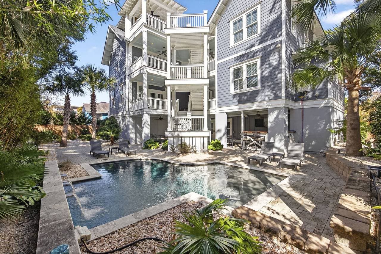 Blue Heron - Image 1