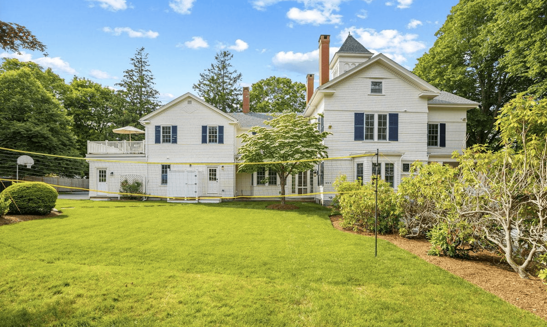 Center Of It All Estate - Image 48