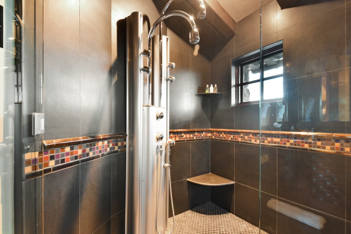 Ski Dream Home - Image 42