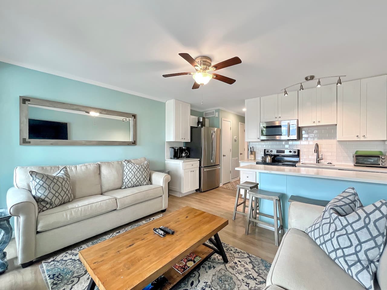 Sea Cabins Residence - Image 2