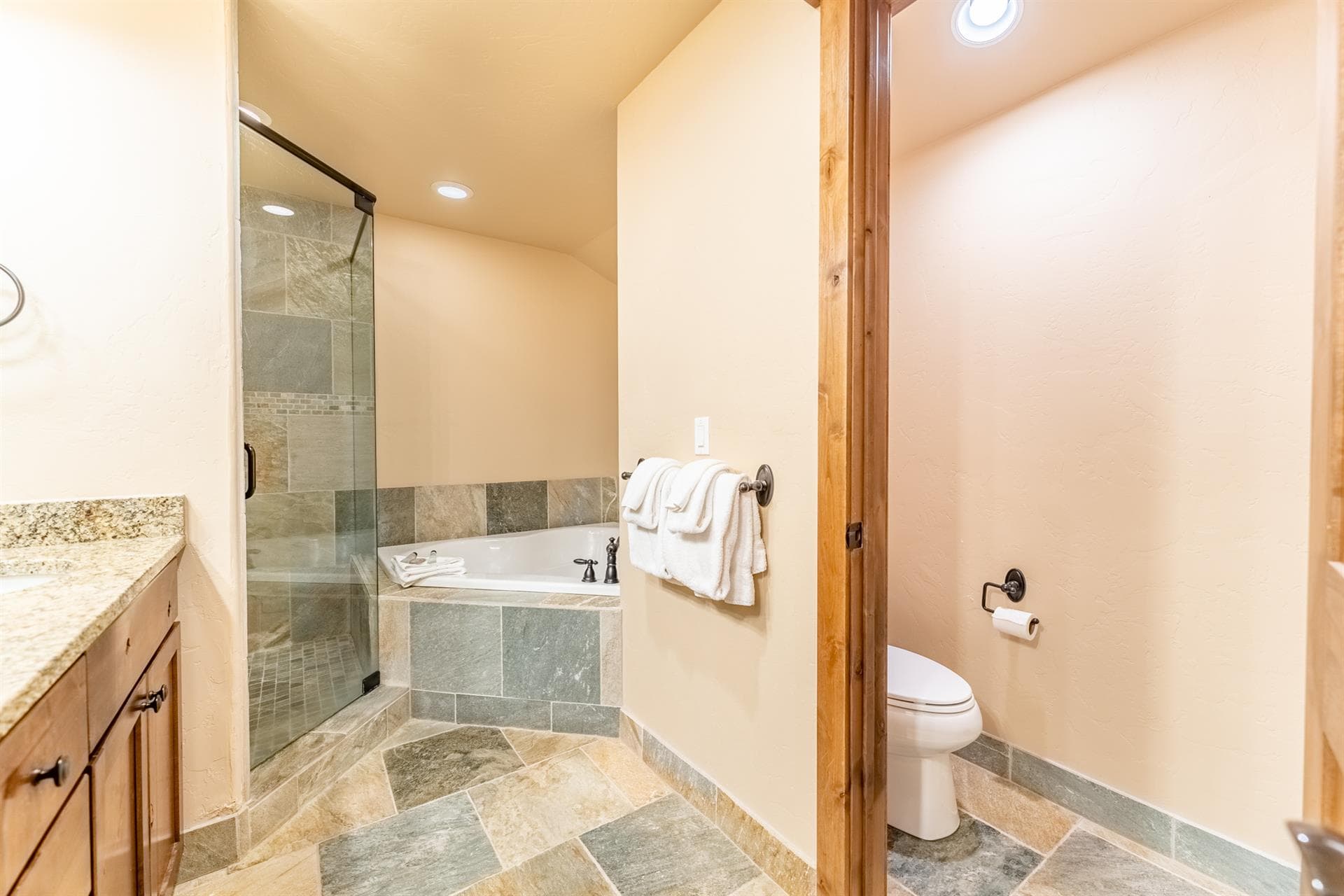 Caravelle Home - Image 28