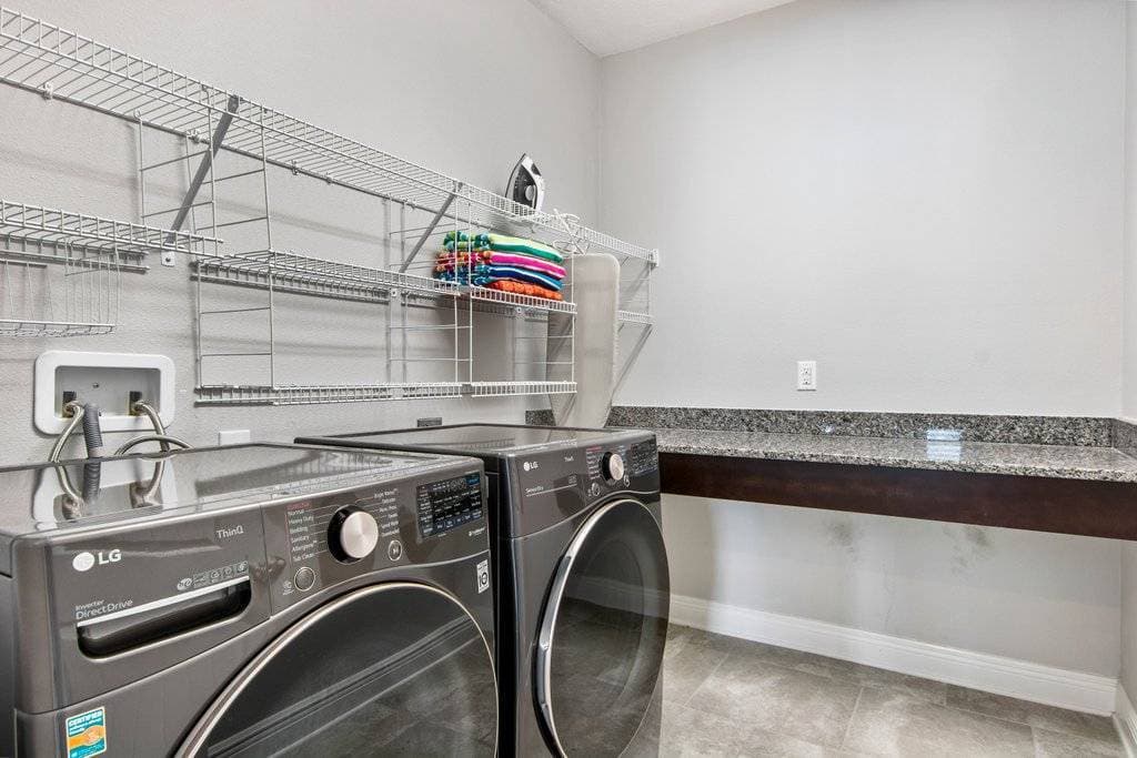 Tides Beach House - Image 21