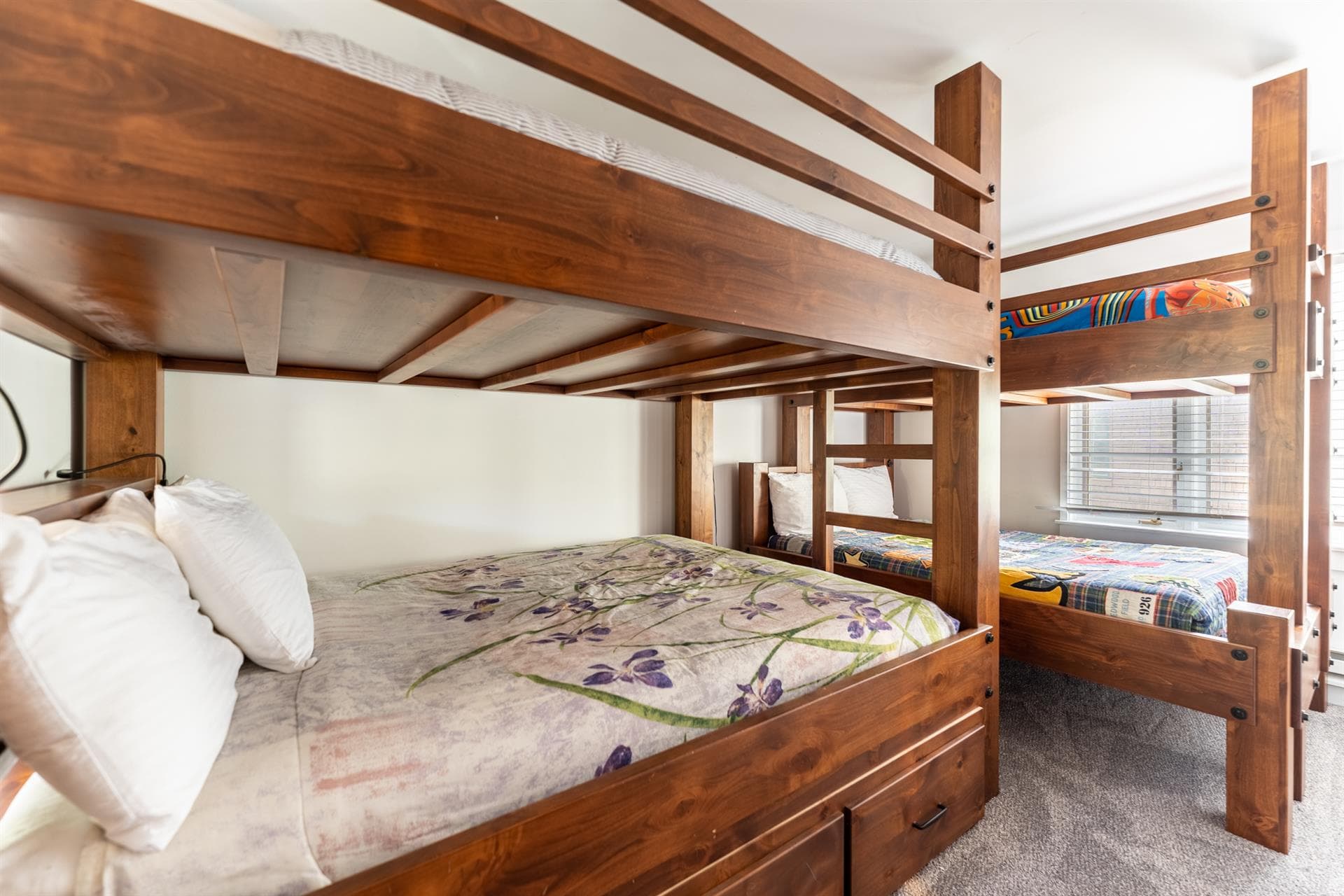 Soda Springs - Image 22