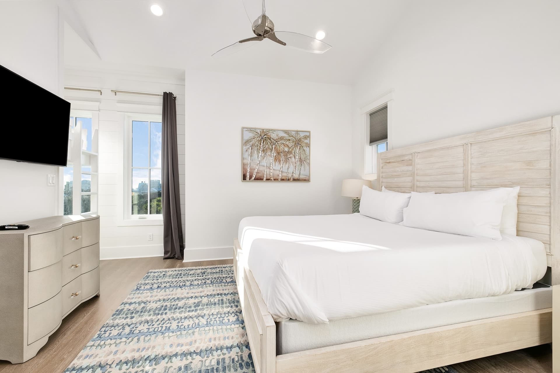 Emerald Palms - Image 38