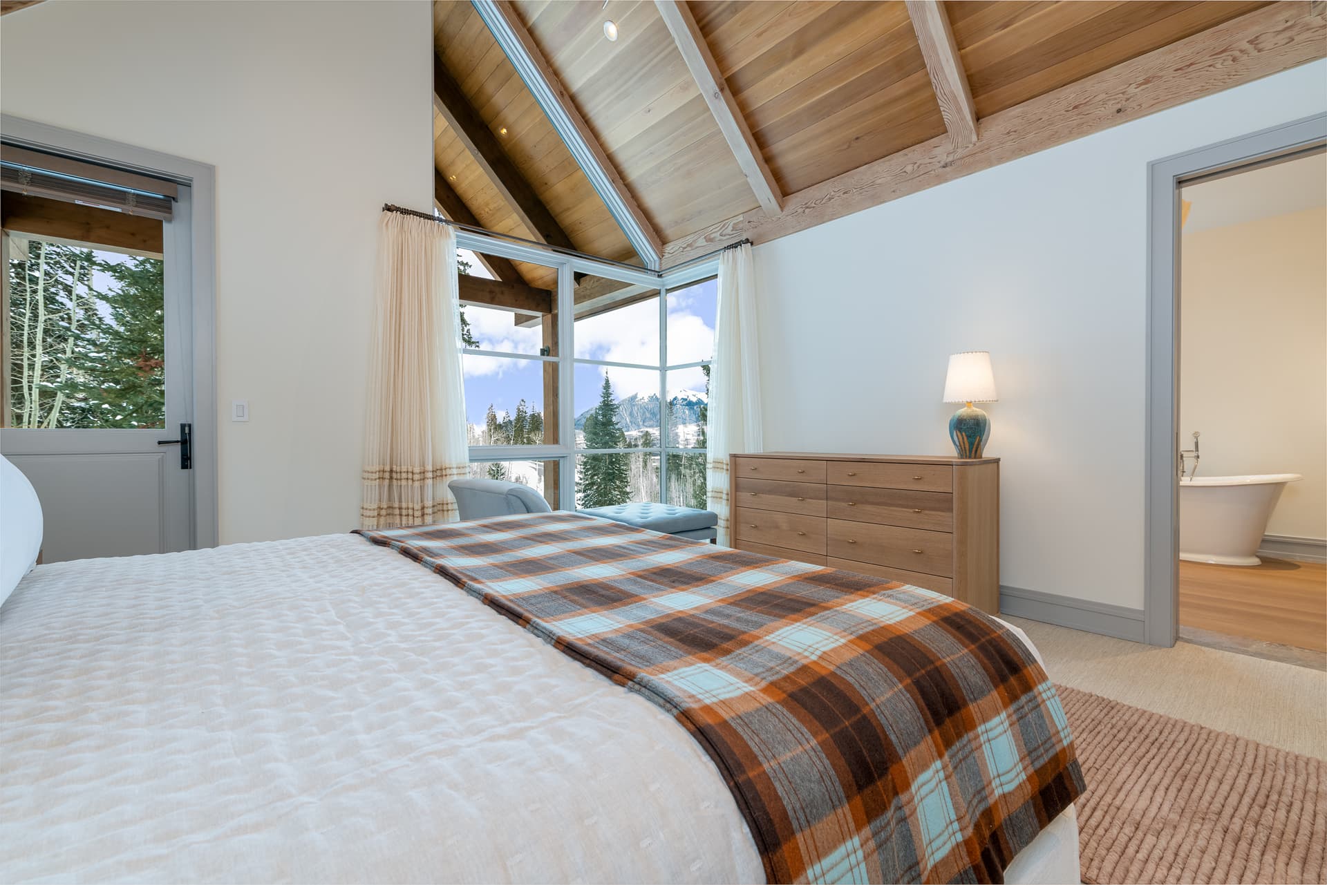 Galloping Goose Chalet - Image 26