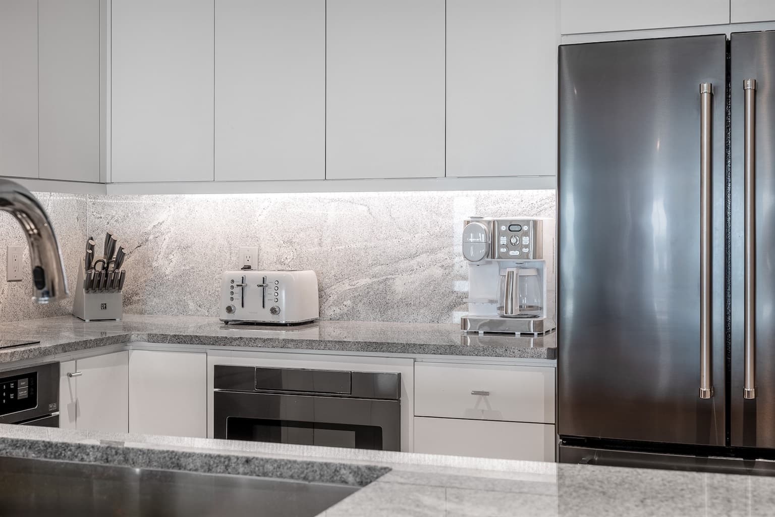 Palms Postcard - Image 10