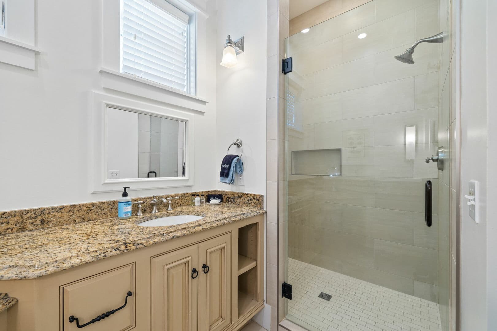 Madison Cottage - Image 25