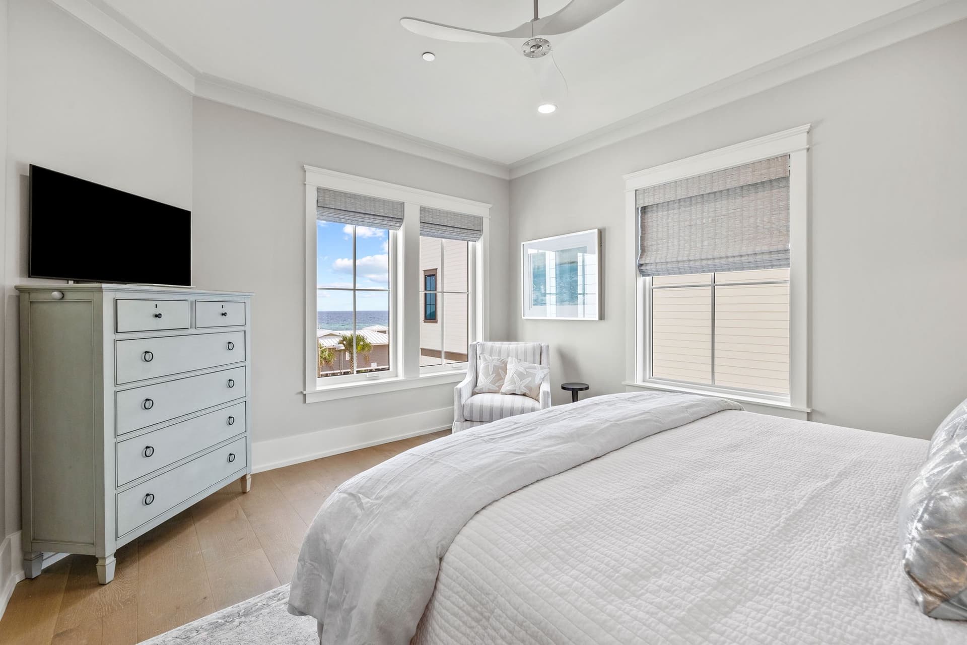 Emerald View - Image 18