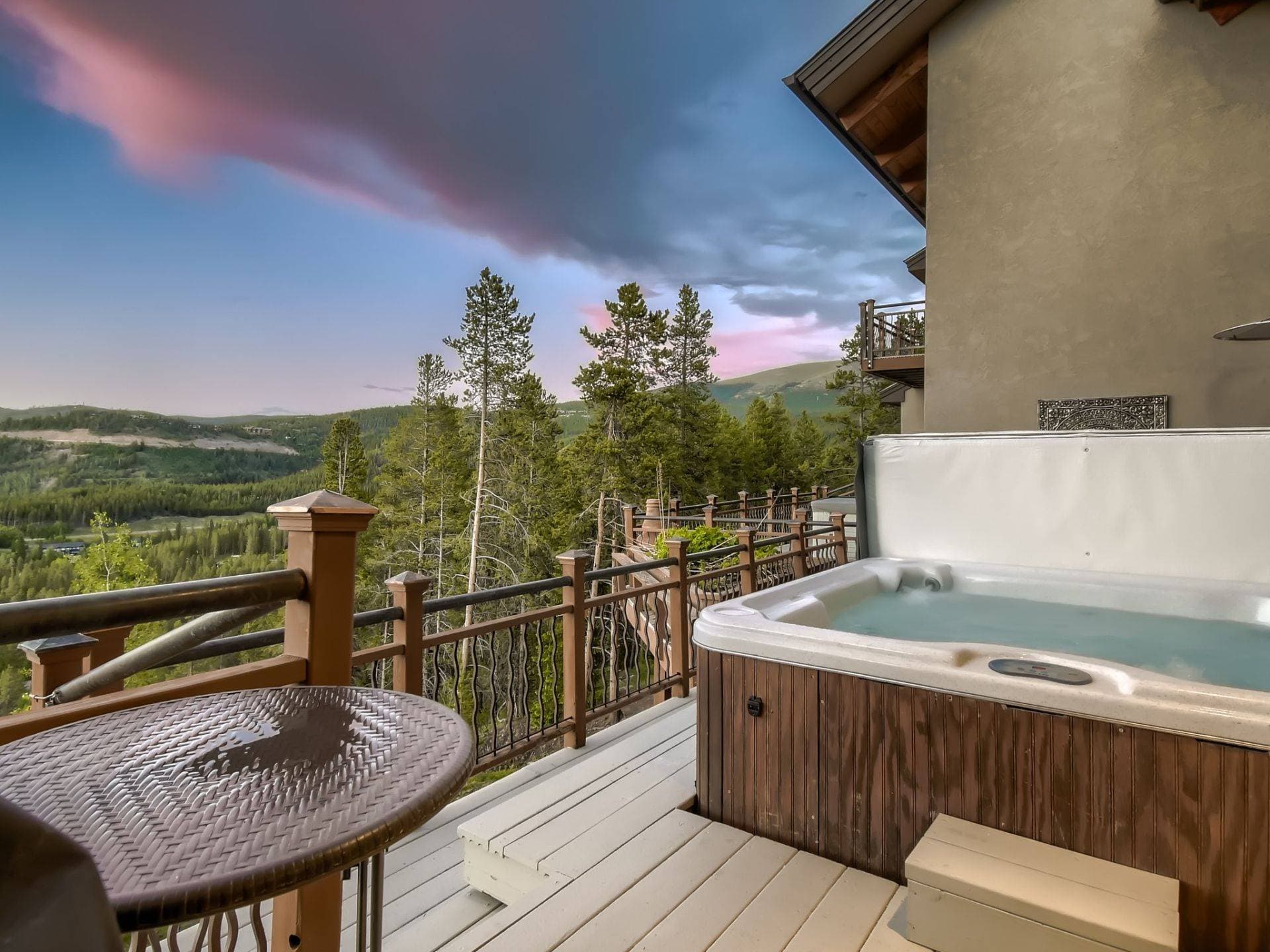 Gray Moose Place - Image 2