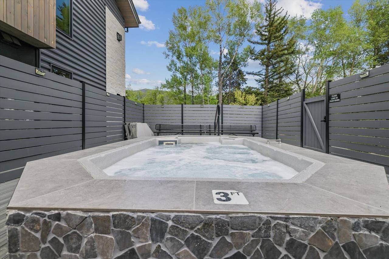 River West #522 - Image 29