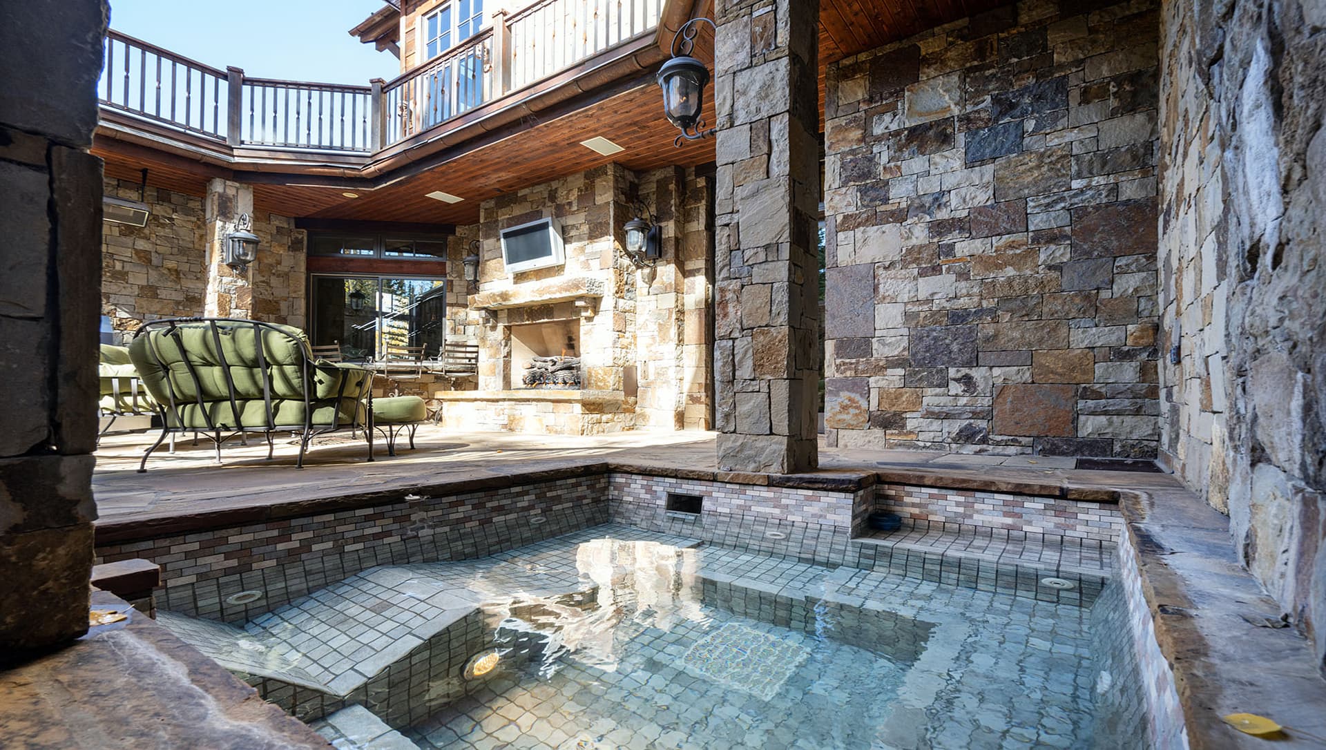 Benchmark Chateau - Image 31