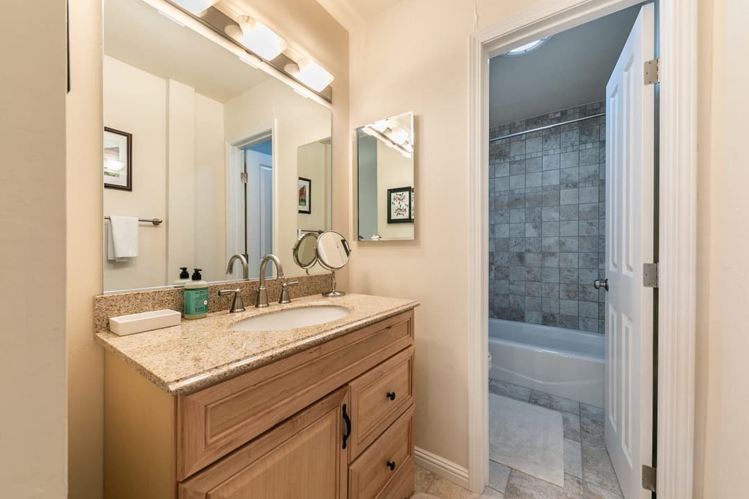 Scott Peak Lodge #46 - Image 14