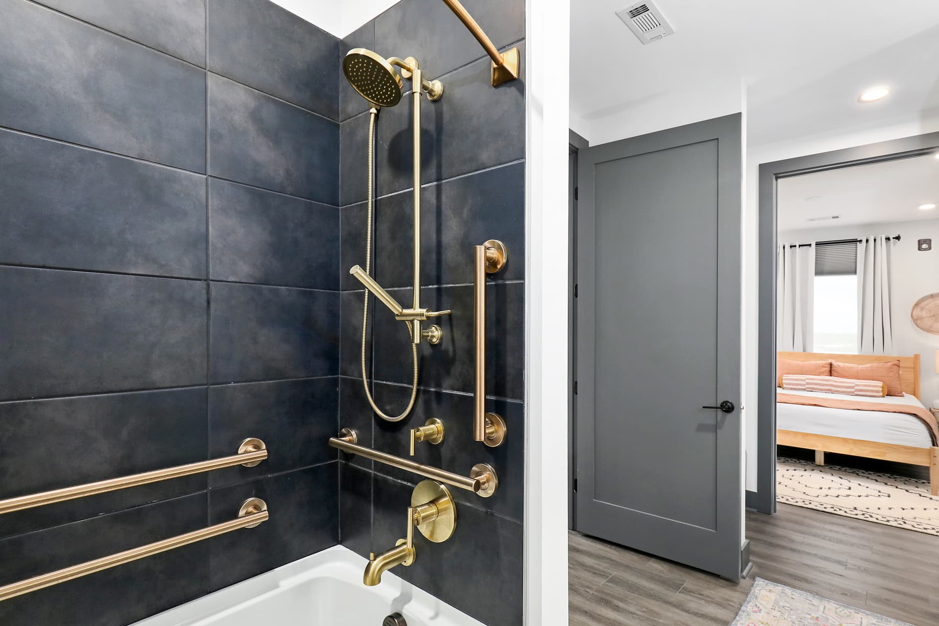 Blue Sky Muse - Image 9