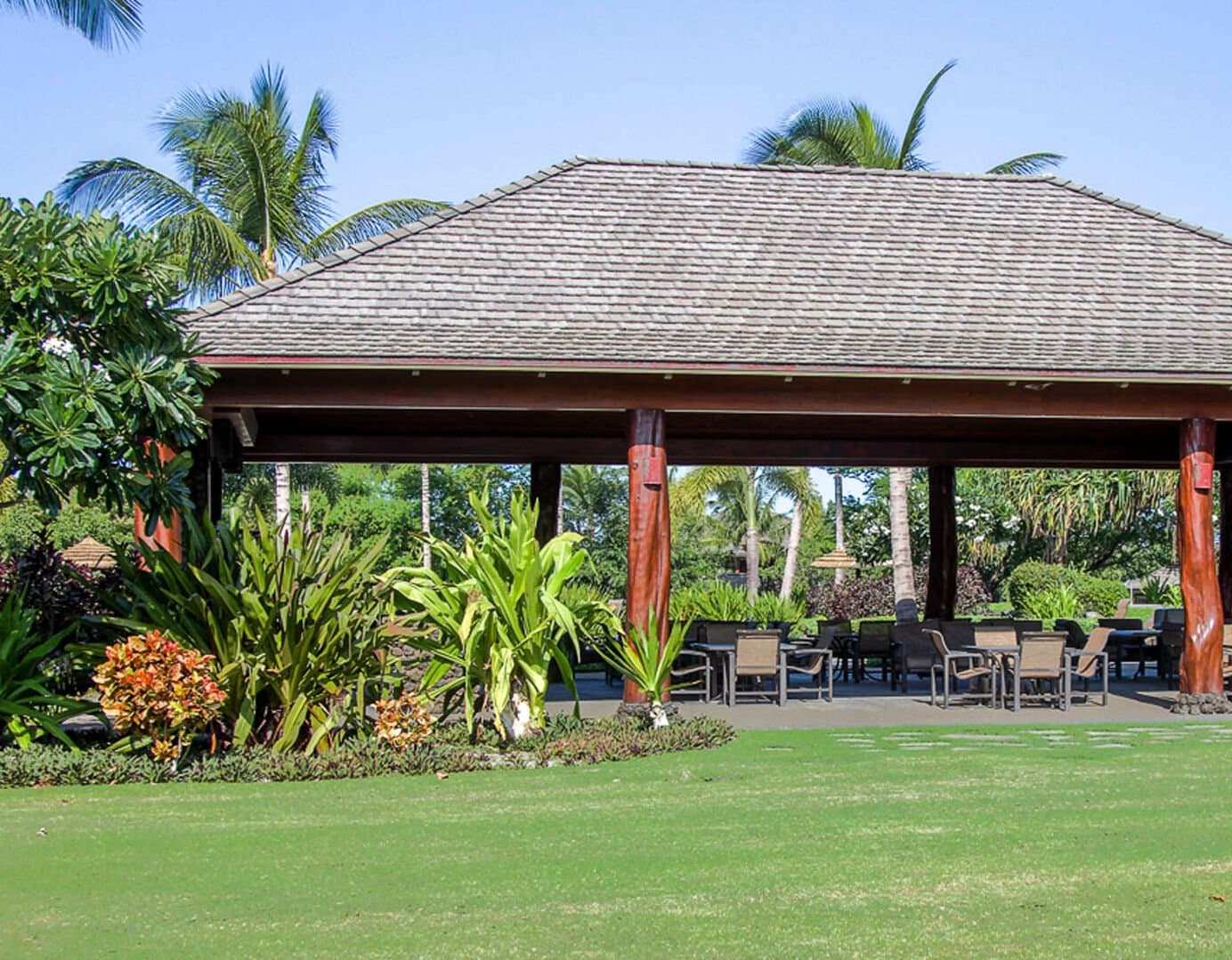 Hawaiiana Escape - Image 49