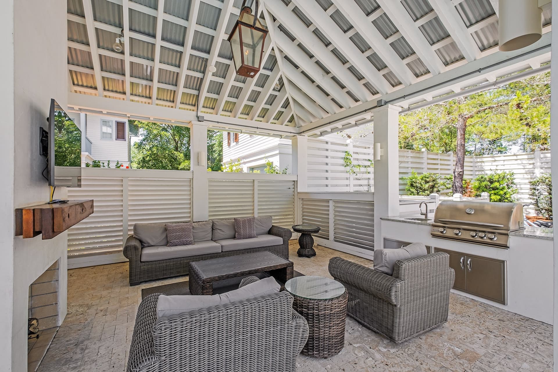 St. Ivory - Image 44