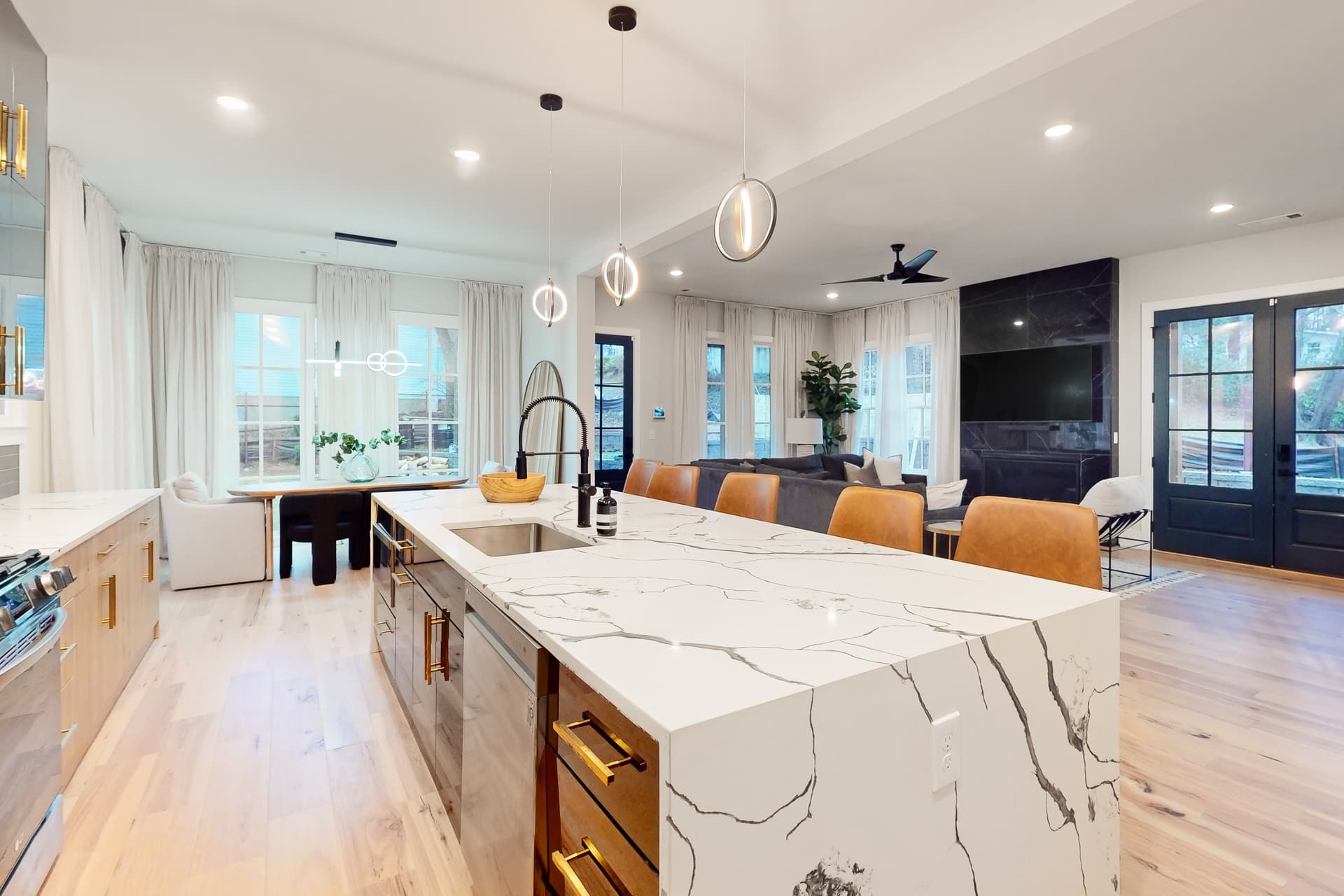 Atlanta Townhome - Image 4