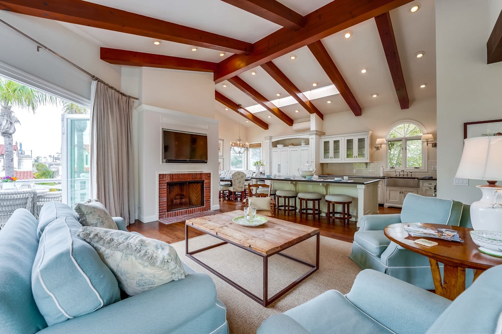 Beach Breakers Home - Image 4