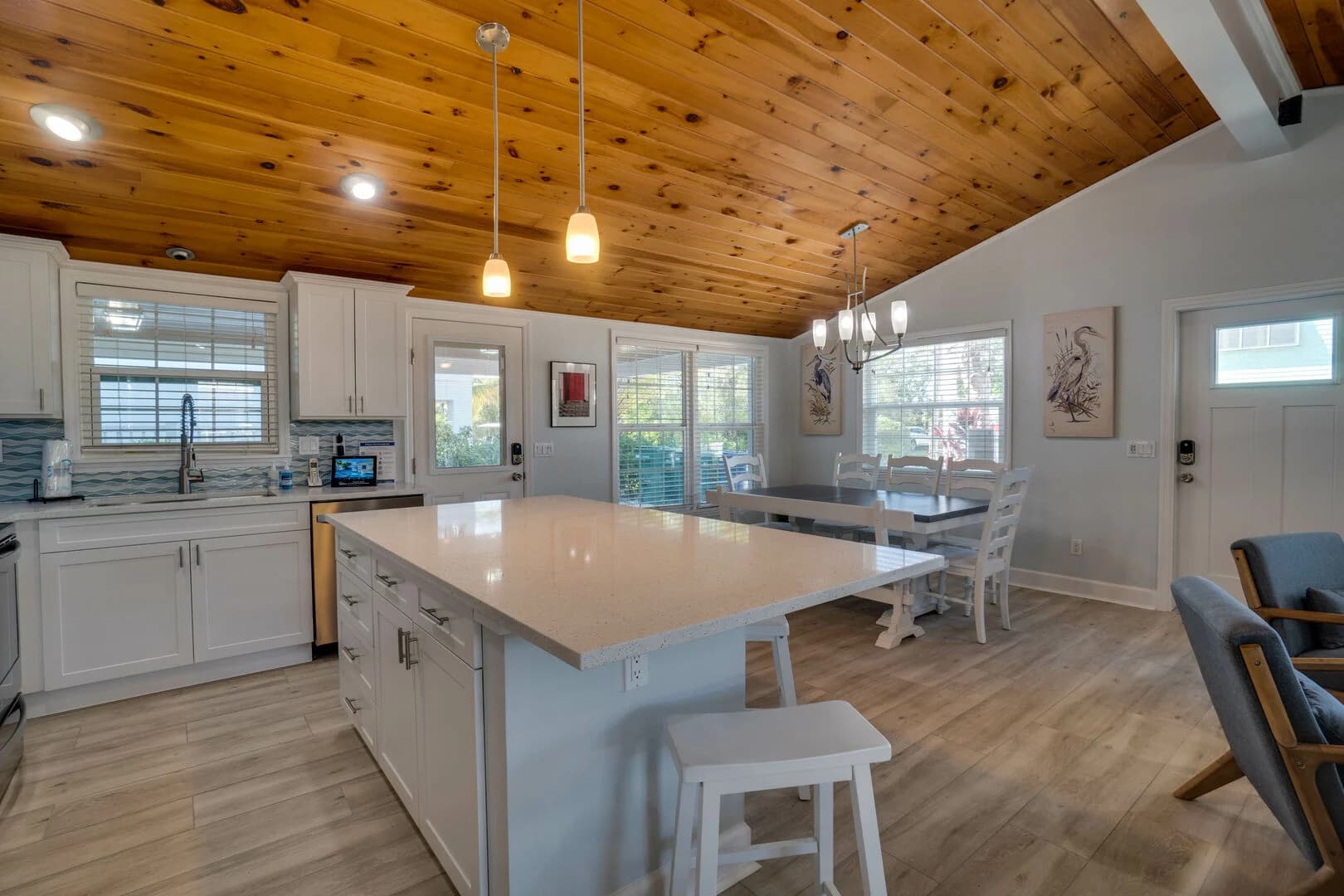 Anchor Splash House - Image 7