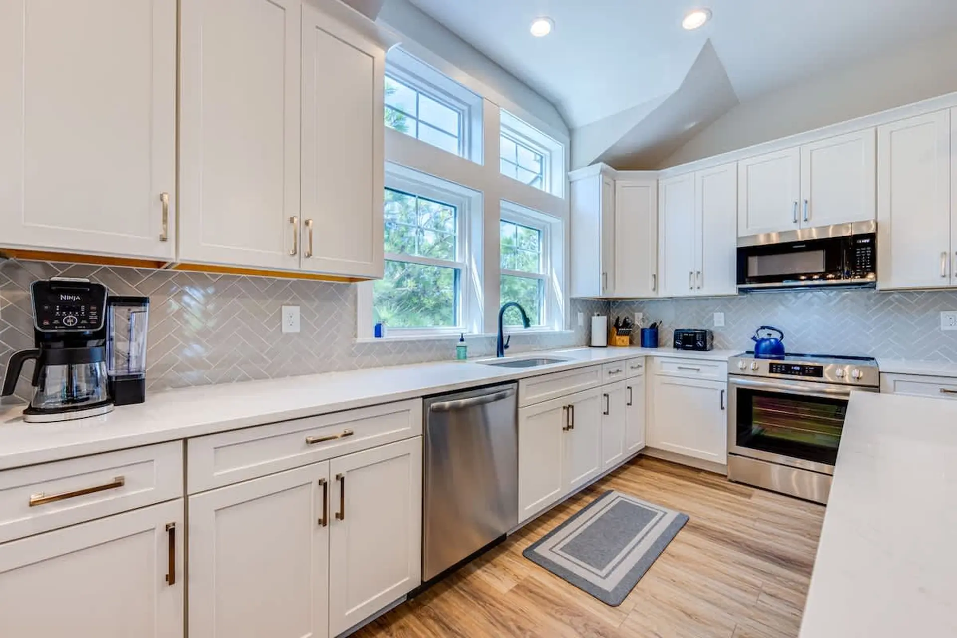 Gone Coastal - Image 7