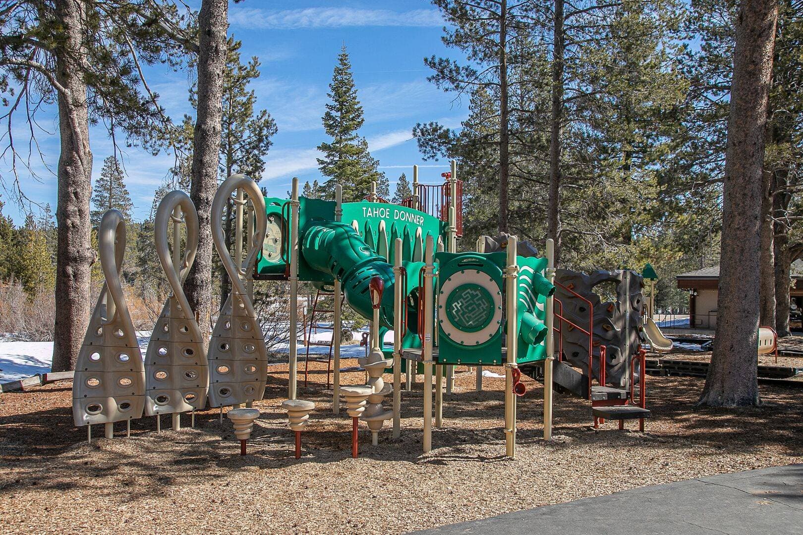 Graystone Retreat at Tahoe Donner - Image 25