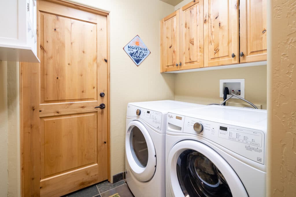 Full Moon House - Image 22