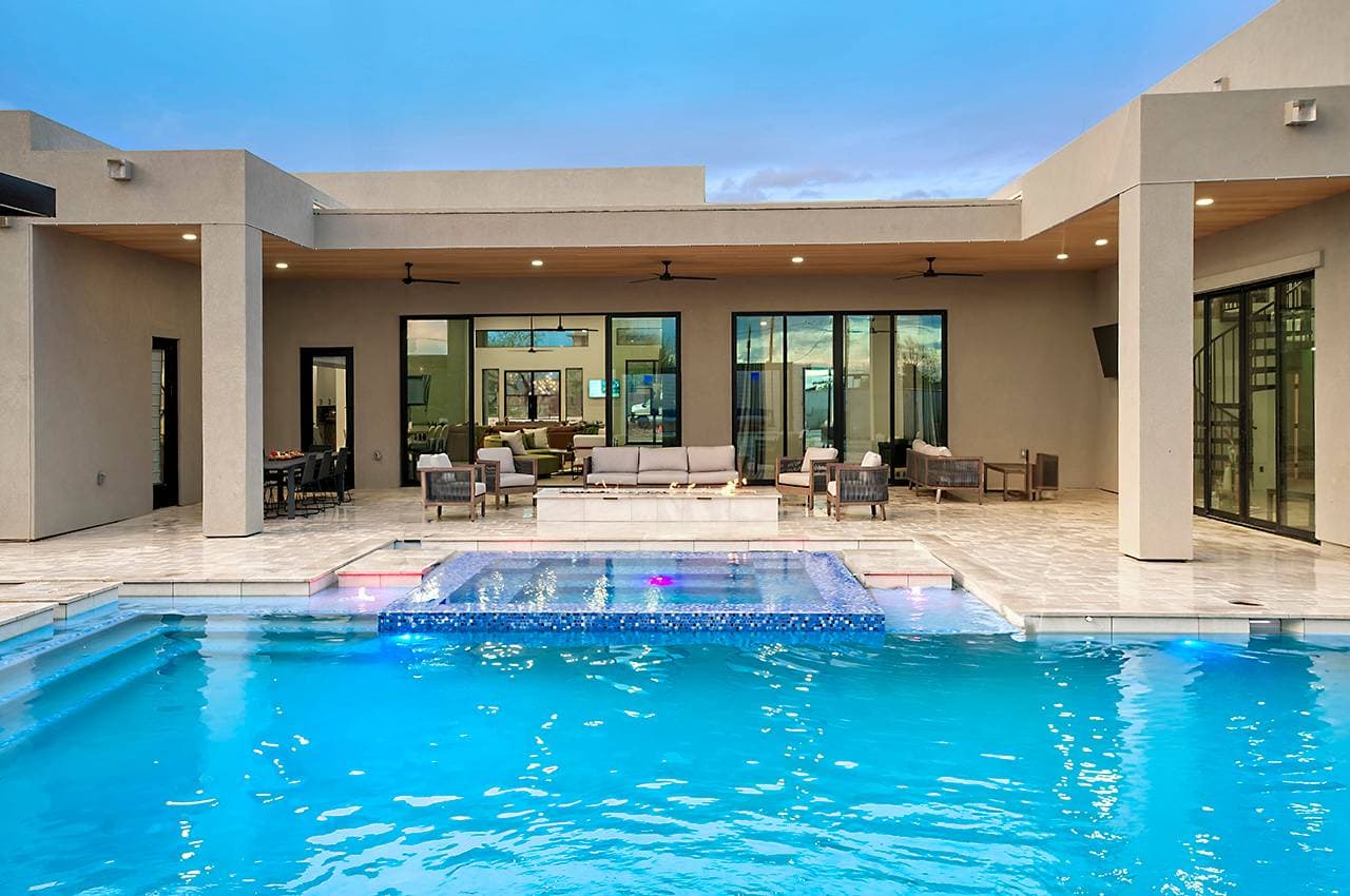 Estate on Harmony - Image 59