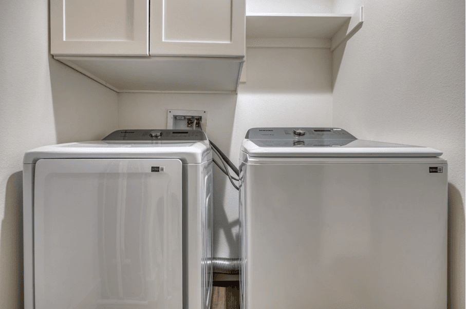 Maverick Place - Image 19