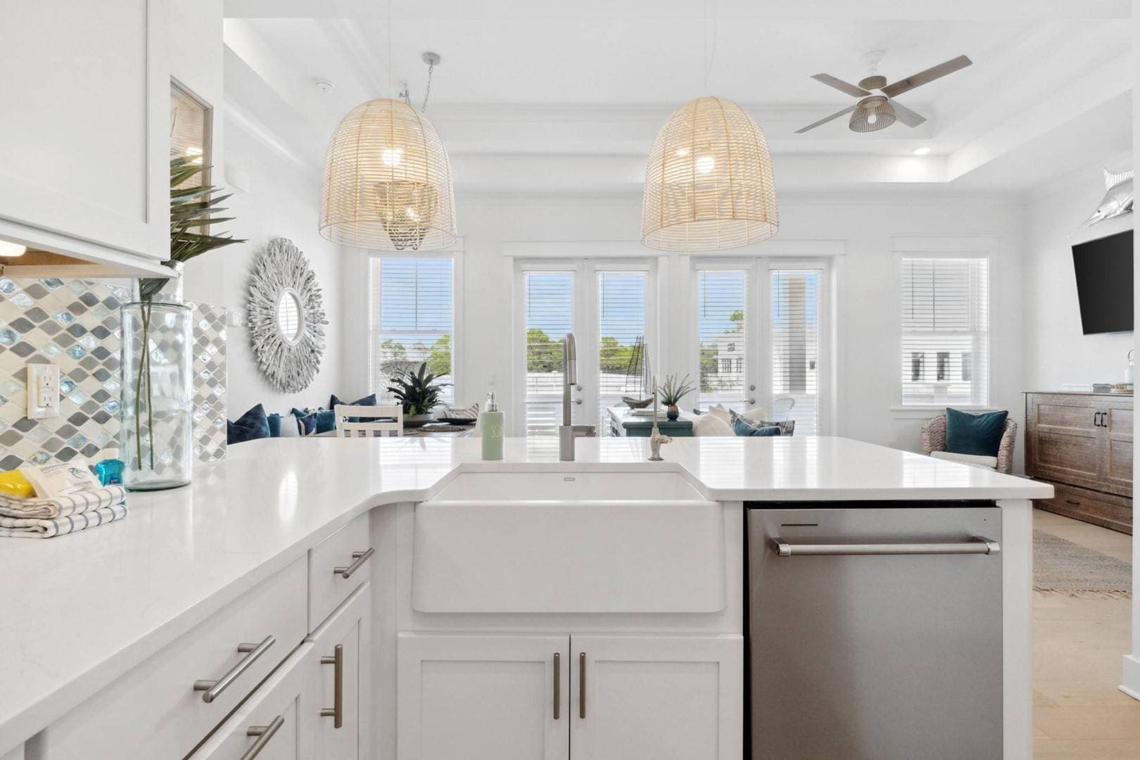 Emerald Waves - Image 6