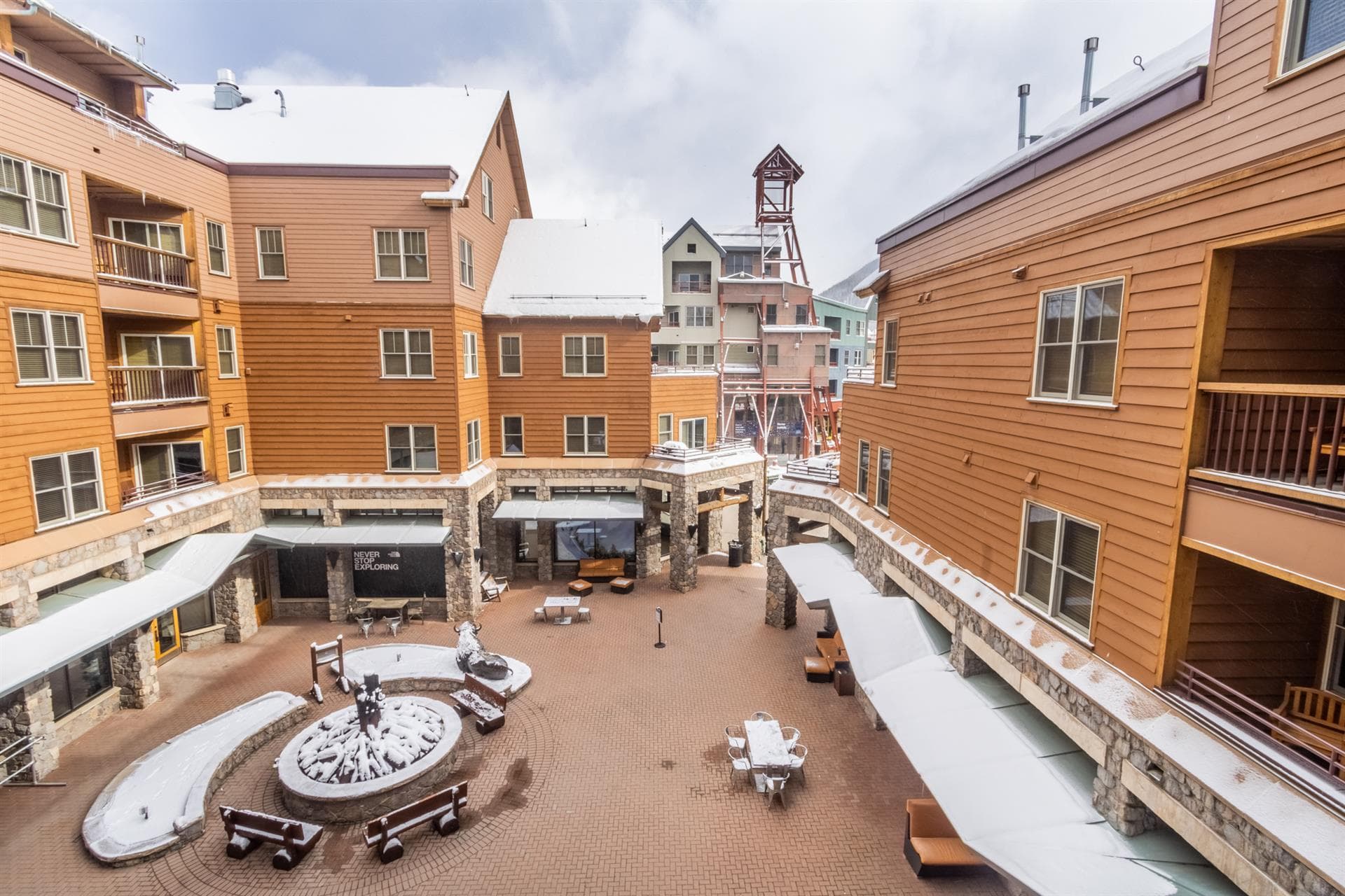 Trailside Treasure Haven - Image 13