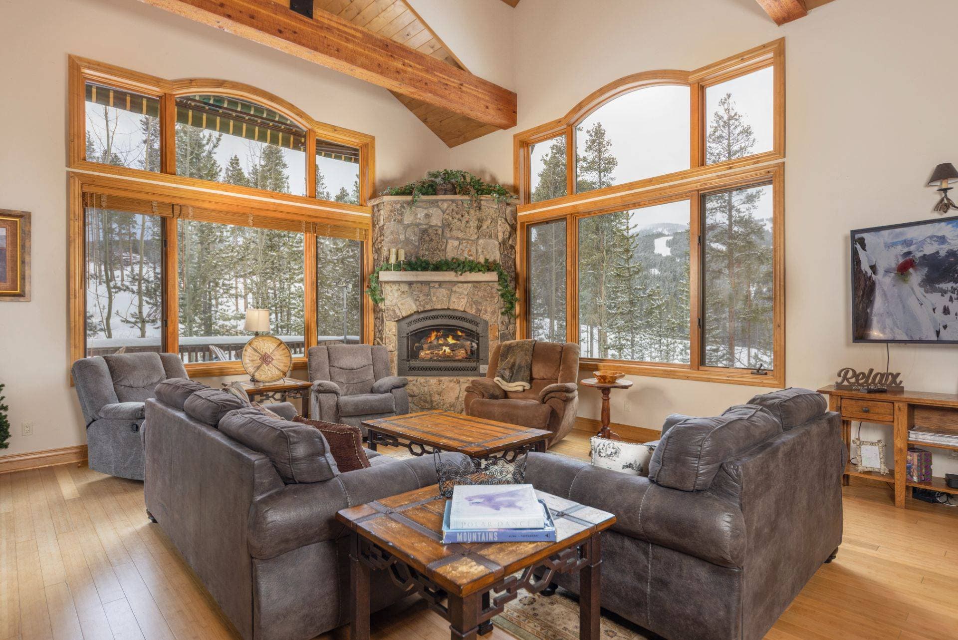 Fireside Villa - Image 2