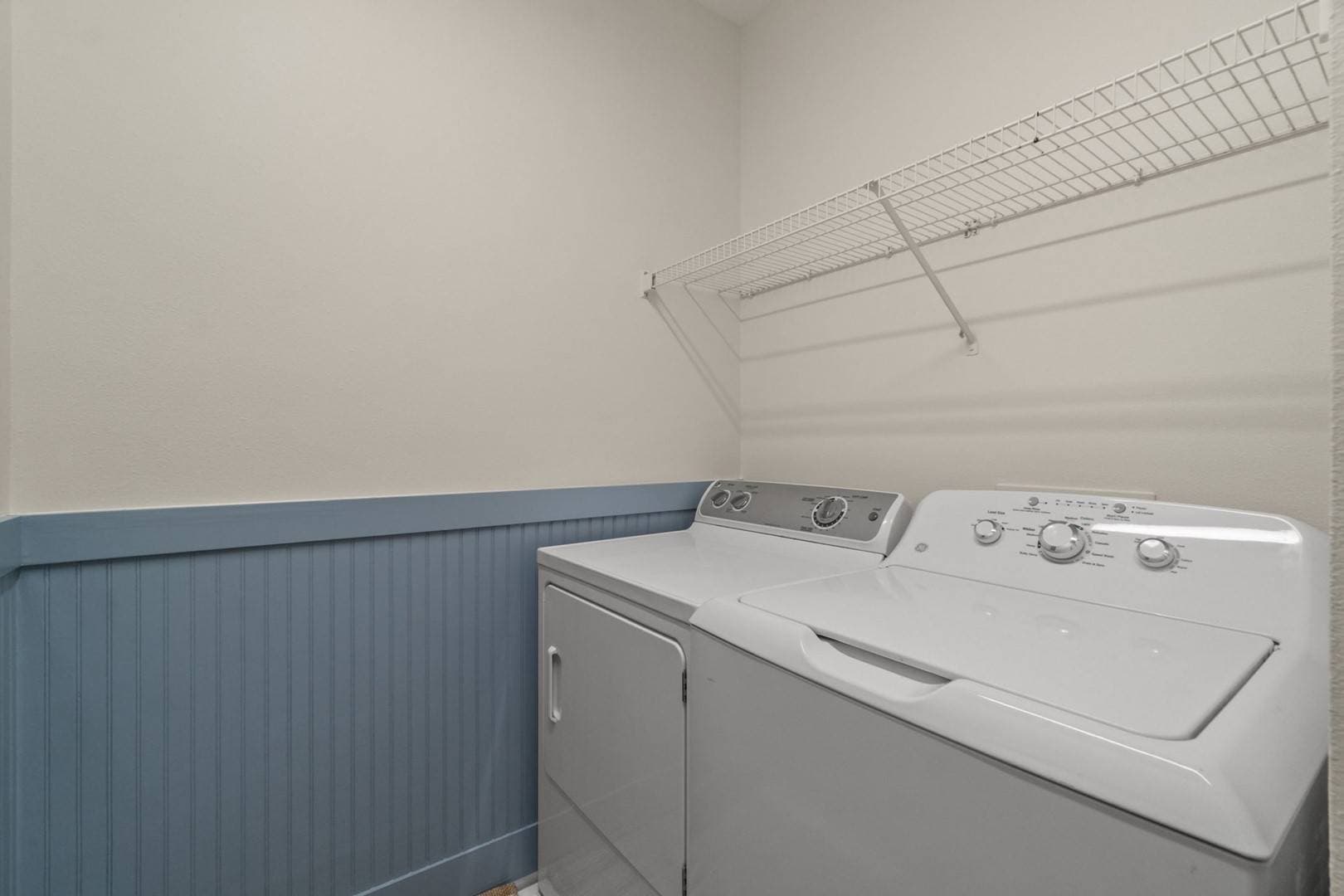 Sandy Buns - Image 31